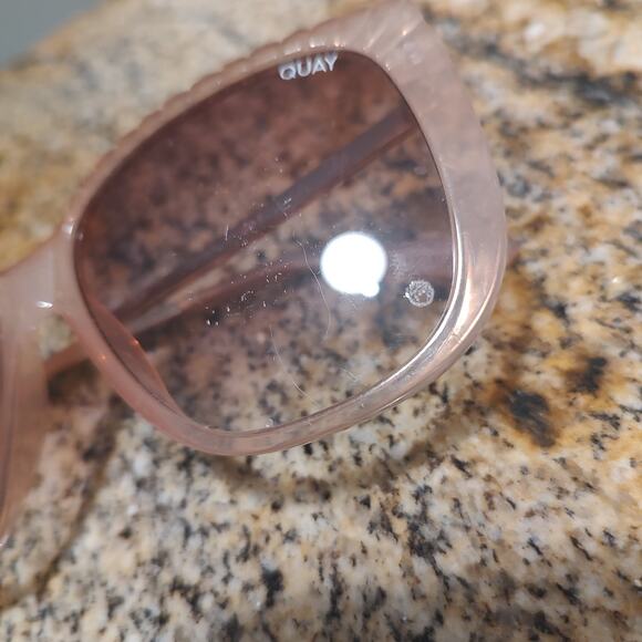 Quay Pink Oversized Sunglasses with Rose Gold Temples - Used main image 9